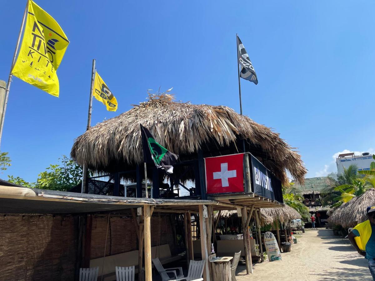 Nativo Kite House Vandrarhem La Boquilla Exteriör bild